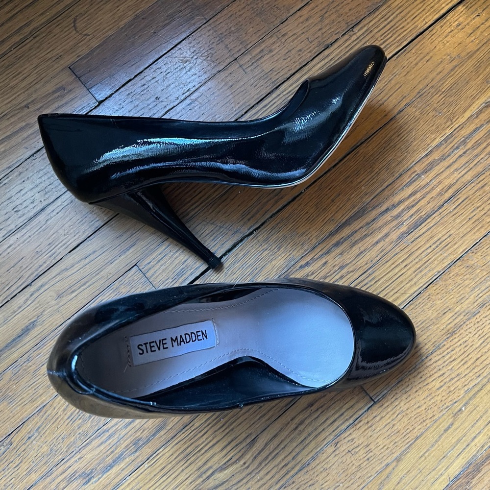 Steve Madden Patent Leather Pumps
